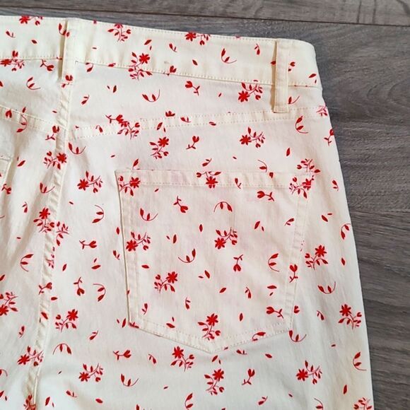 H&M Size 14 Red Floral Print Slim Leg Twill Stretch Pants‎ - Picture 9 of 11